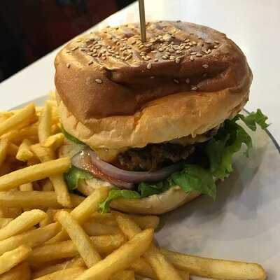 เดอะ สตรีท ฟู๊ด แฟคตอรี่