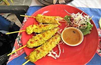 เซนซี่บาร์ บีชบาร์ & เรสเตอรองท์