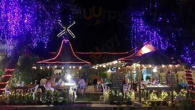 ซันบีช เรสเทอรอง แอนด์ บาร์