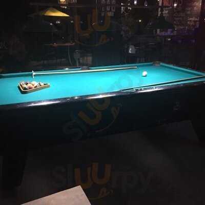 รูทส์ คาเฟ่