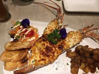 เดอะ คอร์นเนอร์ เรสเตอรองท์