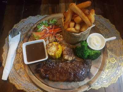 เดอะ ทาเวิร์น