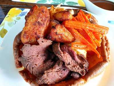 เดอะ ทาเวิร์น