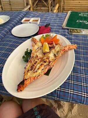 โทนี่ ซีฟู้ด เรสเตอรองท์