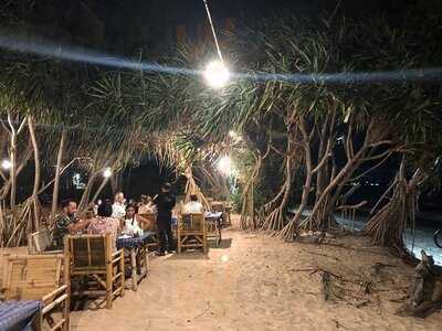 โทนี่ ซีฟู้ด เรสเตอรองท์