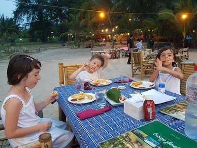 โทนี่ ซีฟู้ด เรสเตอรองท์