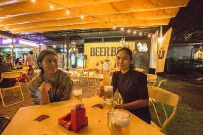 เบียร์บ๊อคซ์ อเวนิว