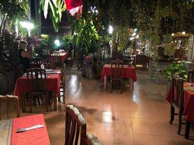 Baan Bang-la Restaurant