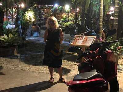 Baan Bang-la Restaurant