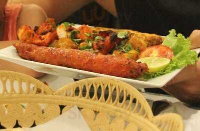 ชา บาบา อินเดียน เรสเตอรองท์