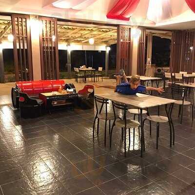 ร้านอาหารบ้านครูกิีฟ