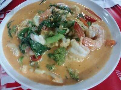 ร้านอาหาร แอมป์ & อิ้งค์