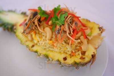 ร้านอาหารทะเลอ่าวนาง