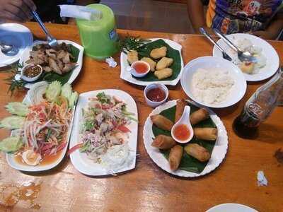 ร้านอีสานอ่าวนาง