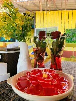 ไม้ขาว ซีฟู๊ด โลคอล เรสเตอรองท์