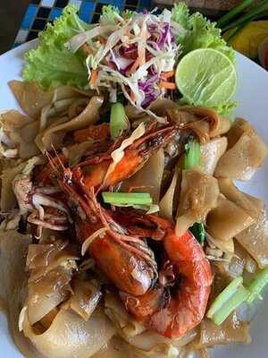 ไม้ขาว ซีฟู๊ด โลคอล เรสเตอรองท์