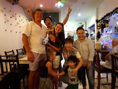 ร้านอาหาร ไอทะเล บางเทา