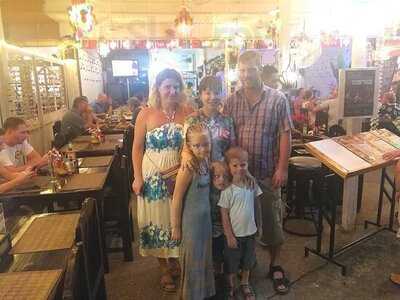 ร้านอาหาร ไอทะเล บางเทา