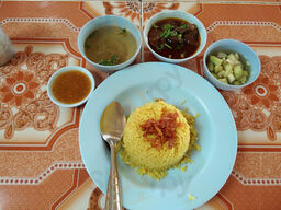 ข้าวซอย นันทาราม