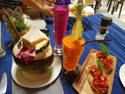 เดอะ วอเตอร์ เรสเตอร์รอง​