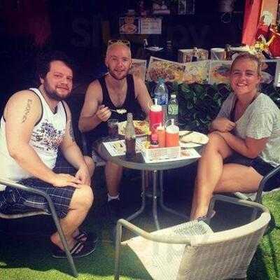 เจนนี่ เอ อินเตอร์ บาร์ & บิสโทร พัทยา