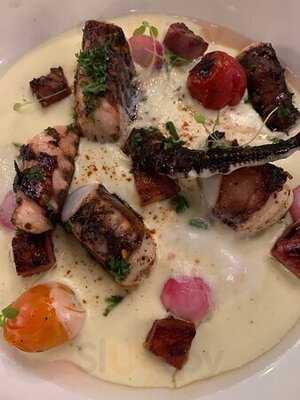 Italics & Rise At Akyra Manor Chiang Mai