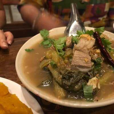 เฮือนม่วนใจ๋