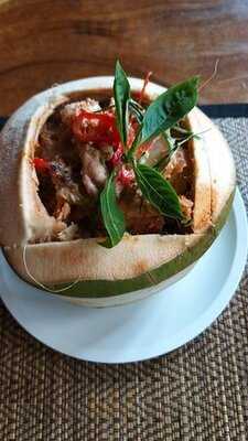 Chang Cafe Bar & Restaurant