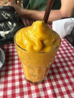 มานิเฟรชโต้