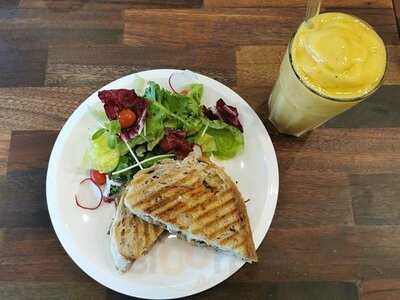 มานิเฟรชโต้