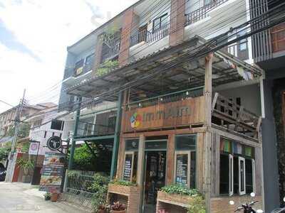 อิ่มเอม เวจเจททาเรี่ยน แอนด์ ไบค์ คาเฟ่