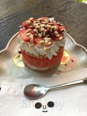 โลคอล คาเฟ่