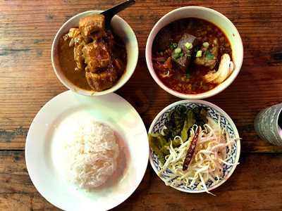 ครัวเพชรดอยงาม ครัวเมืองคลาสสิค