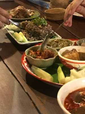 ครัวเพชรดอยงาม ครัวเมืองคลาสสิค