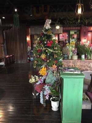 เวียงจูมออน ทีเฮาส์