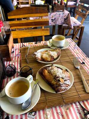 L'opera French Bakery