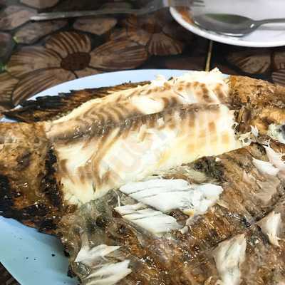 ร้านเลิศรส