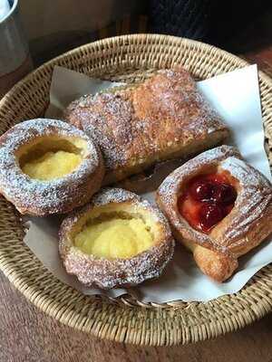 บ้านโฮมเมด เบเกอรี่ 