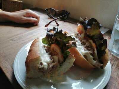 บ้านโฮมเมด เบเกอรี่ 