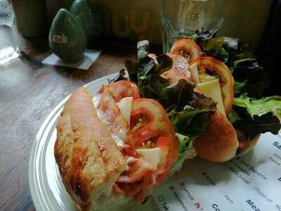 บ้านโฮมเมด เบเกอรี่ 