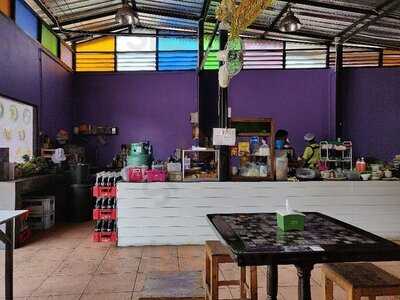 เฮือนเจ้าบัวทิพย์