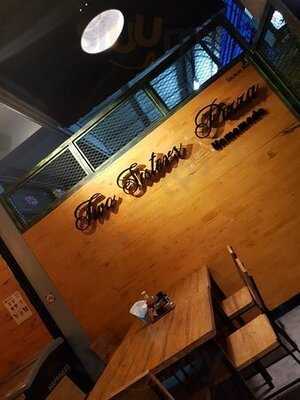 ทู ซิสเตอร์ พิซซ่า