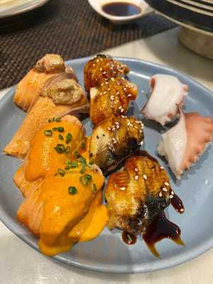 นิมมาน บาร์ แอนด์ กริลล์