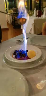 ภัตตาคาร เลอ คริสตัล