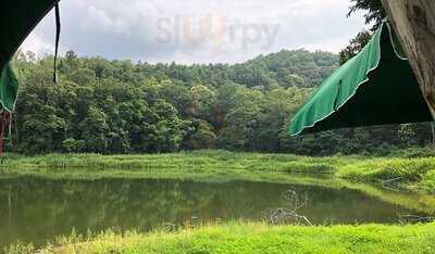 ร้านอาหารกาแล