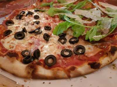 สตรีท พิซซ่า