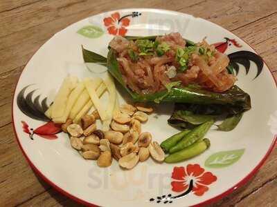 ลาบไก่นิมมาน