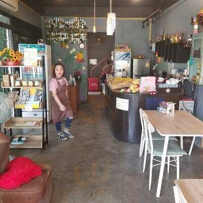 Fruit Pulse Healthy Juice Bar