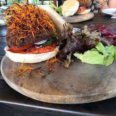 รัสติก แอนด์ บลูส์ เดอะ ฟาร์ม ช็อป