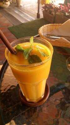 ป๊อปปี้ส์ คิทเช่น